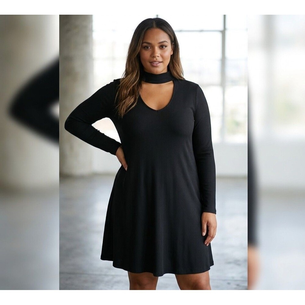 Boohoo A-Line Dress Women's Size 14 Choker Cutout Neck Ribbed Party Casual Wear
